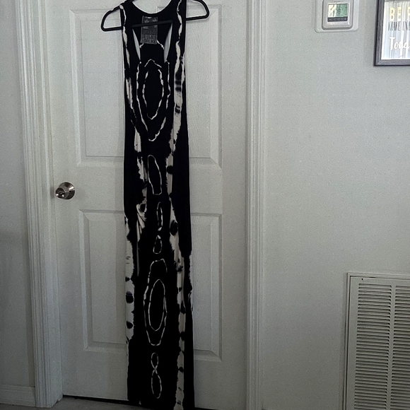 YF&B Black and White Tie-Dye Maxi Dress M NWOT - Picture 1 of 8